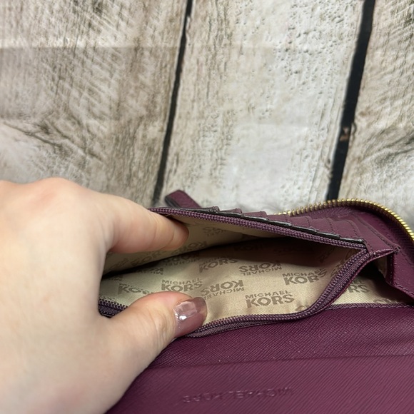 MICHAEL KORS - Wallet/wristlet - Picture 8 of 10